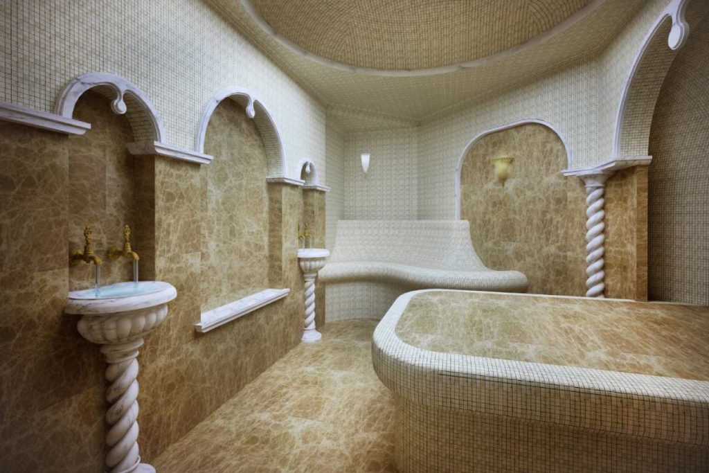 Traditional Hammam vs Modern Spa: Key Differences